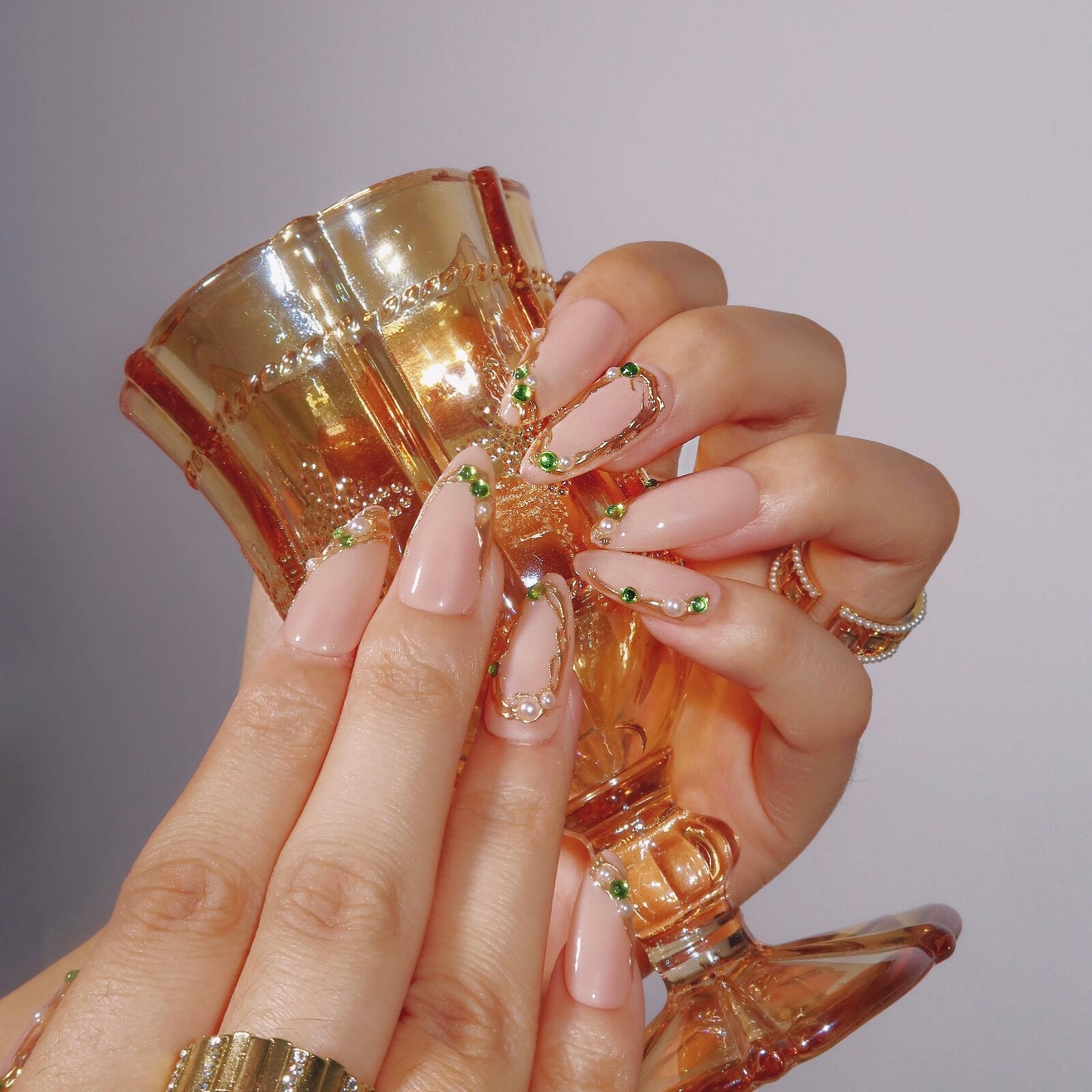 A Touch of Gold - Ersa Nails Nude Gold PressOnNails