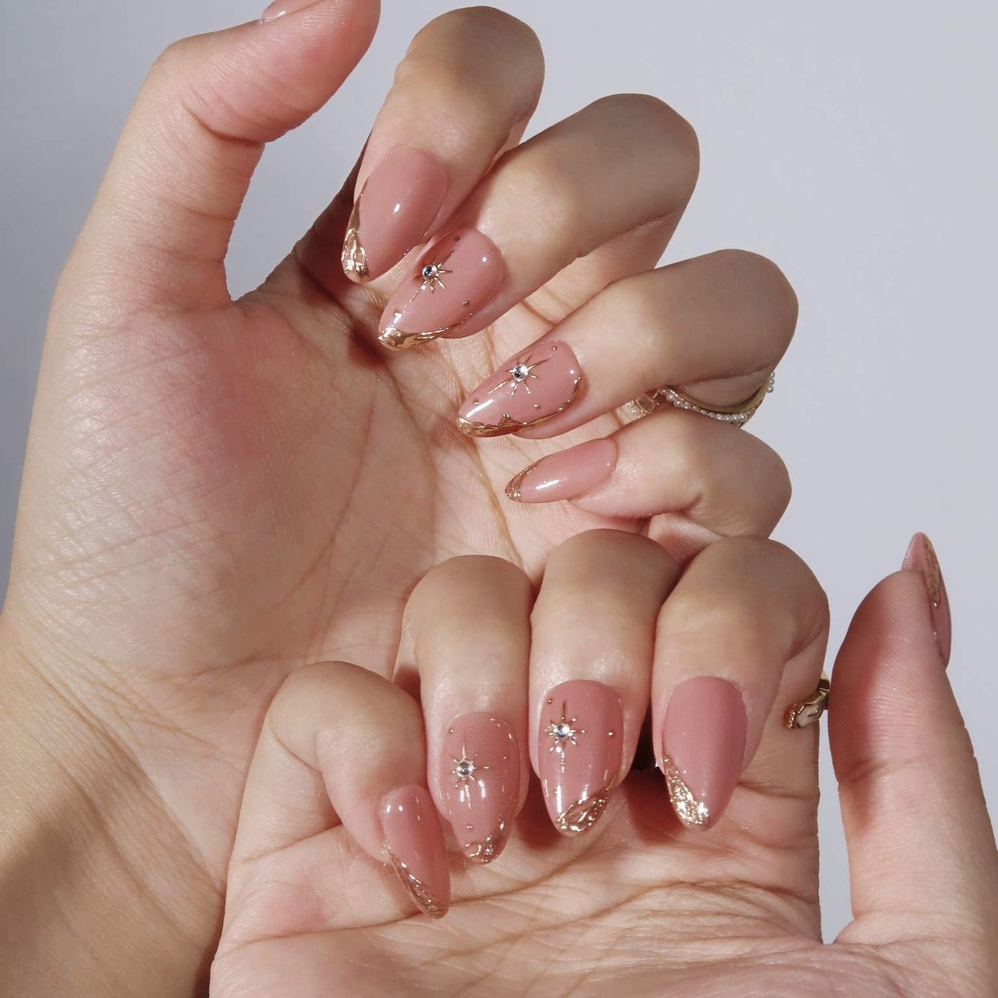 Aurora’s Touch - Ersa Nails Nude Gold PressOnNails