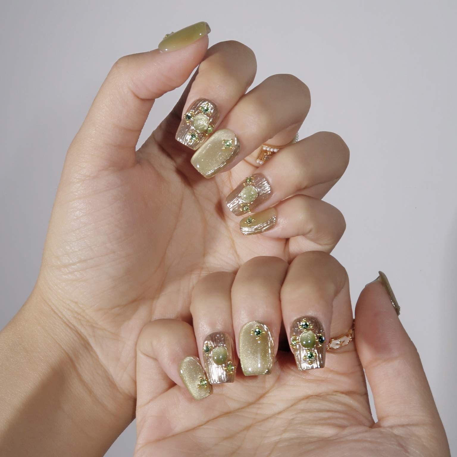 Forest Elf - Ersa Nails Jade Gold PressOnNails