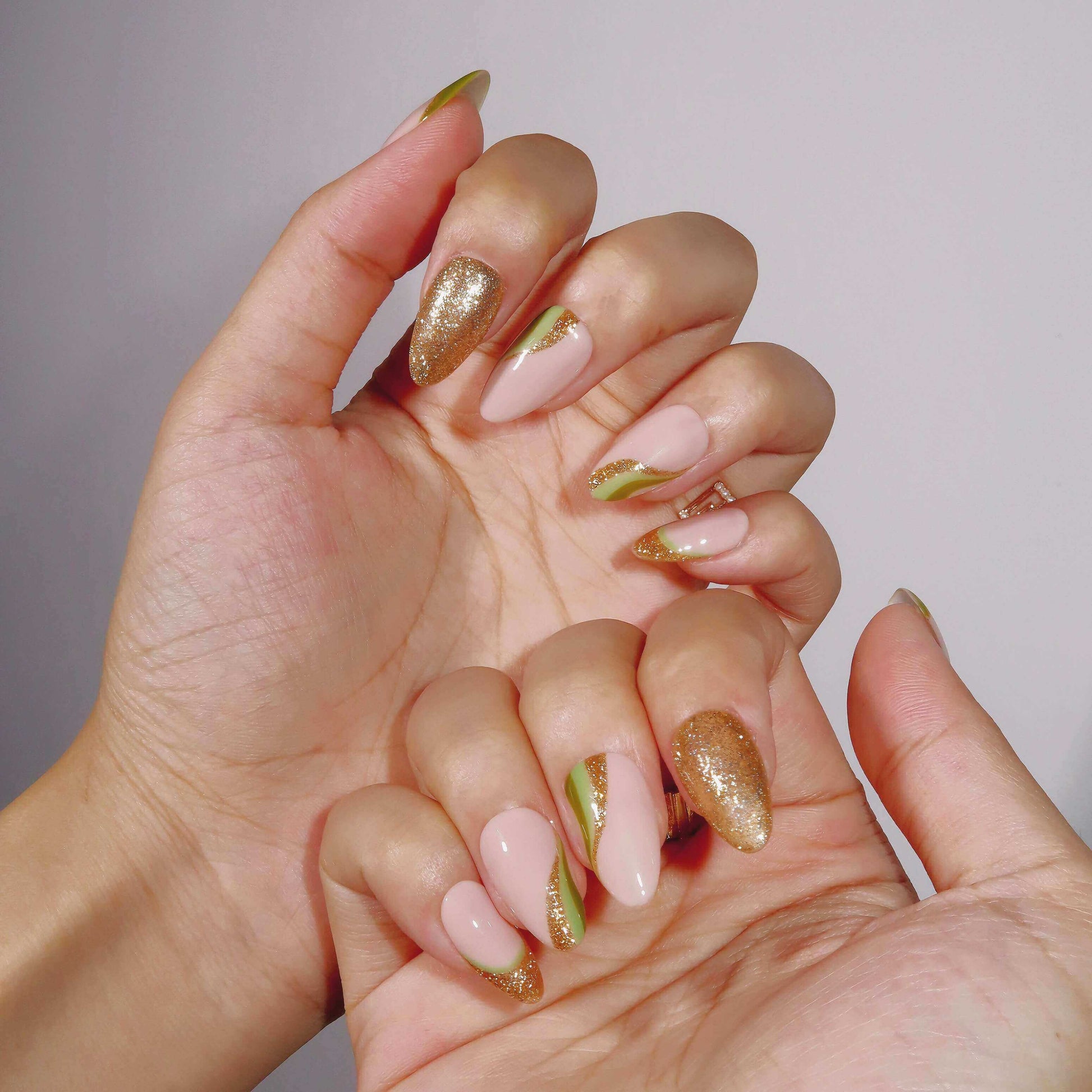 Gilt Party - Ersa Nails Nude Jade Gold PressOnNails