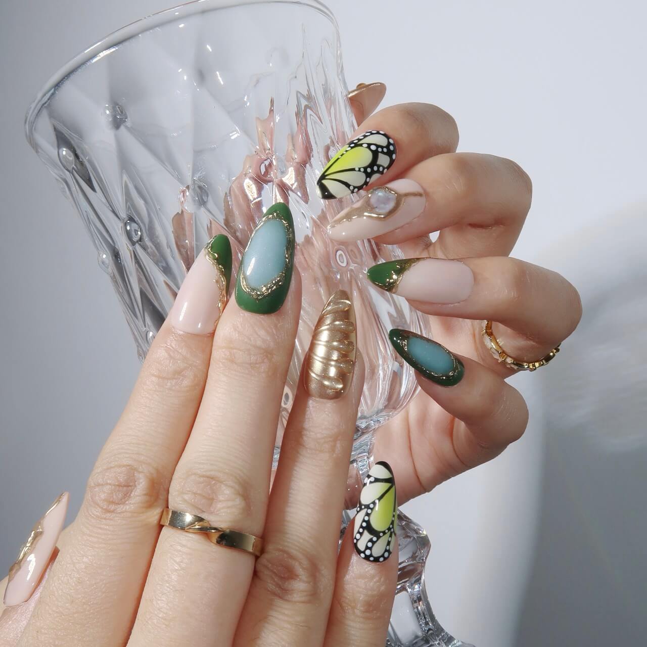 Jardin Vert - Ersa Nails Gold Jade Nude PressOnNails