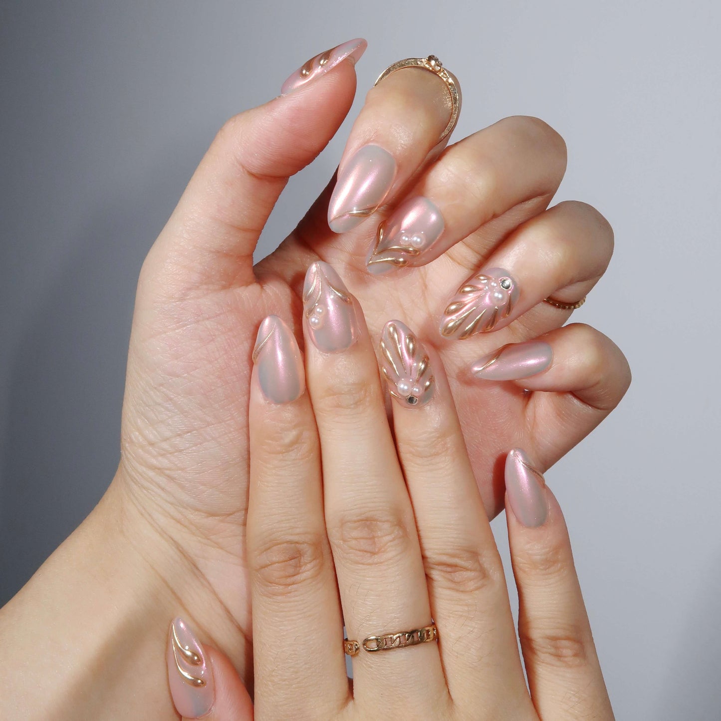 Moonlit Pearl - Ersa Nails Pink Gold PressOnNails