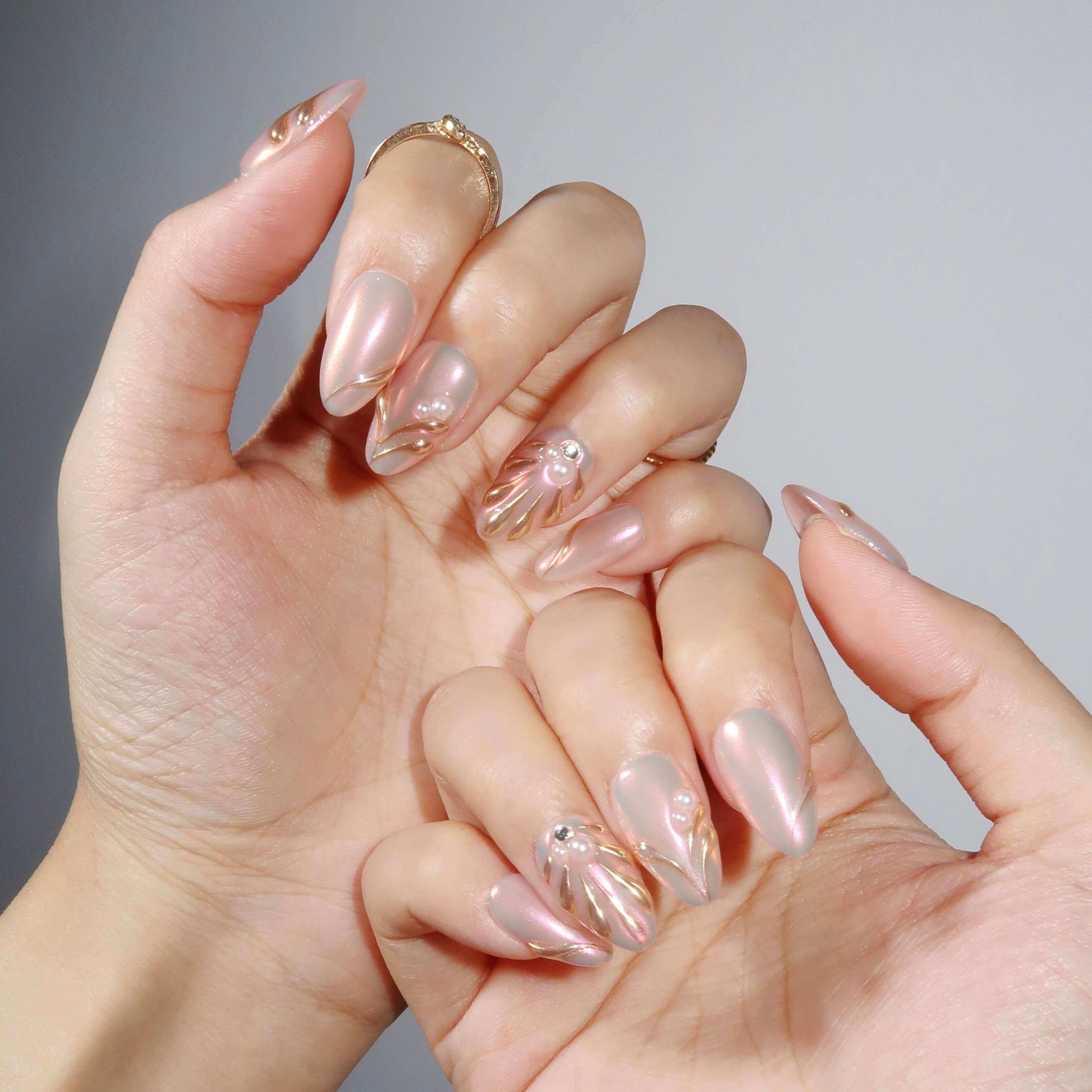 Moonlit Pearl - Ersa Nails Pink Gold PressOnNails