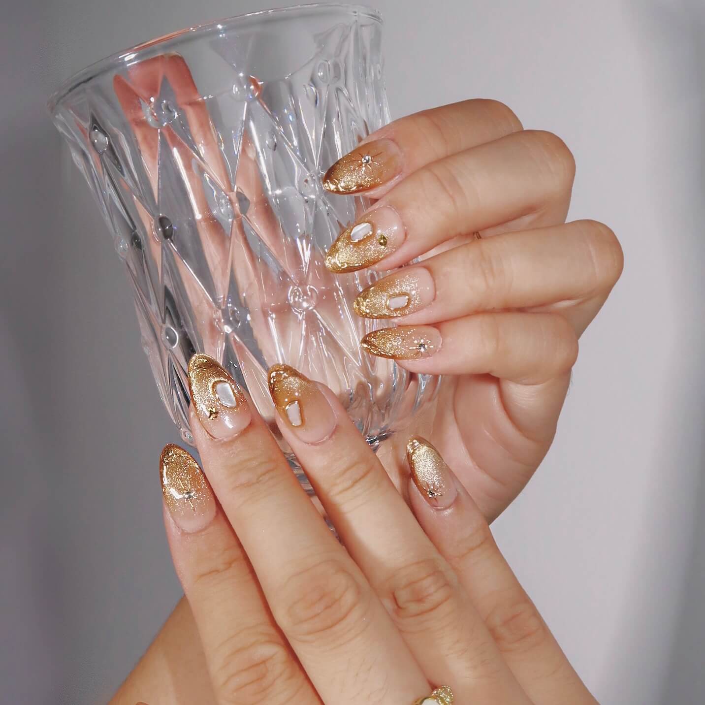 Shimmering Bliss - Ersa Nails Nude Gold PressOnNails