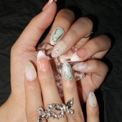 Soft Light - Ersa Nails White Pink Short Almond PressOnNails