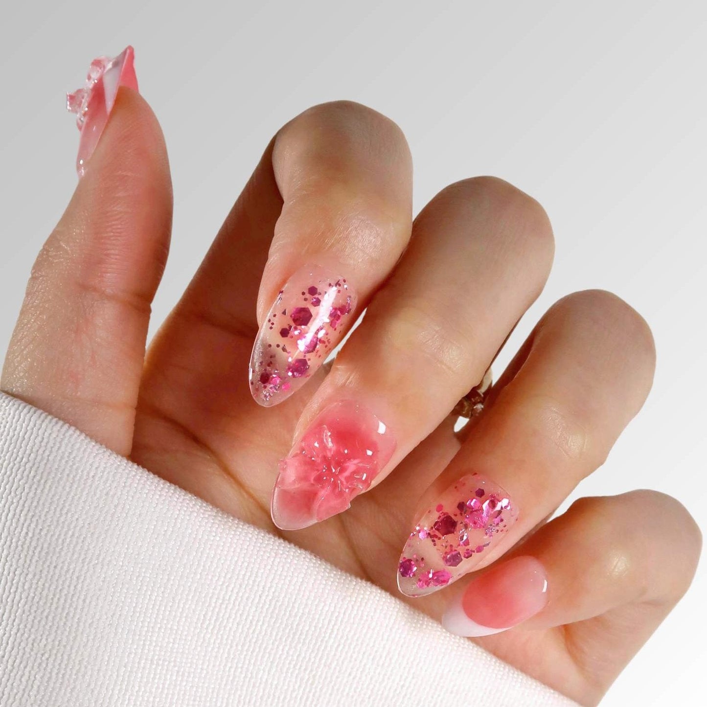 Sparkling Allure - Ersa Nails Pink White Short Almond PressOnNails