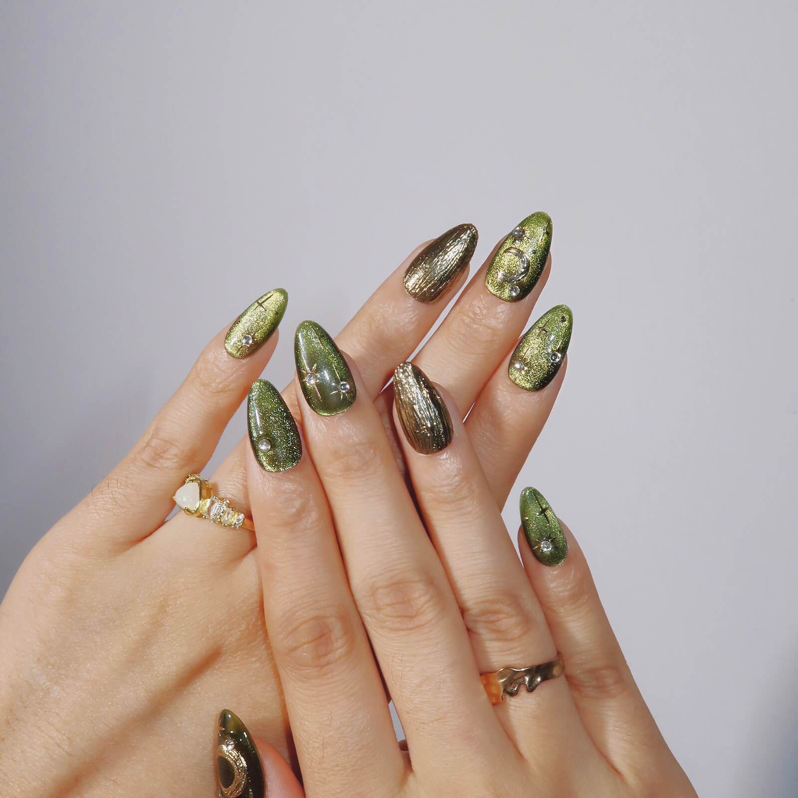 Starry Olive - Ersa Nails Jade Gold PressOnNails