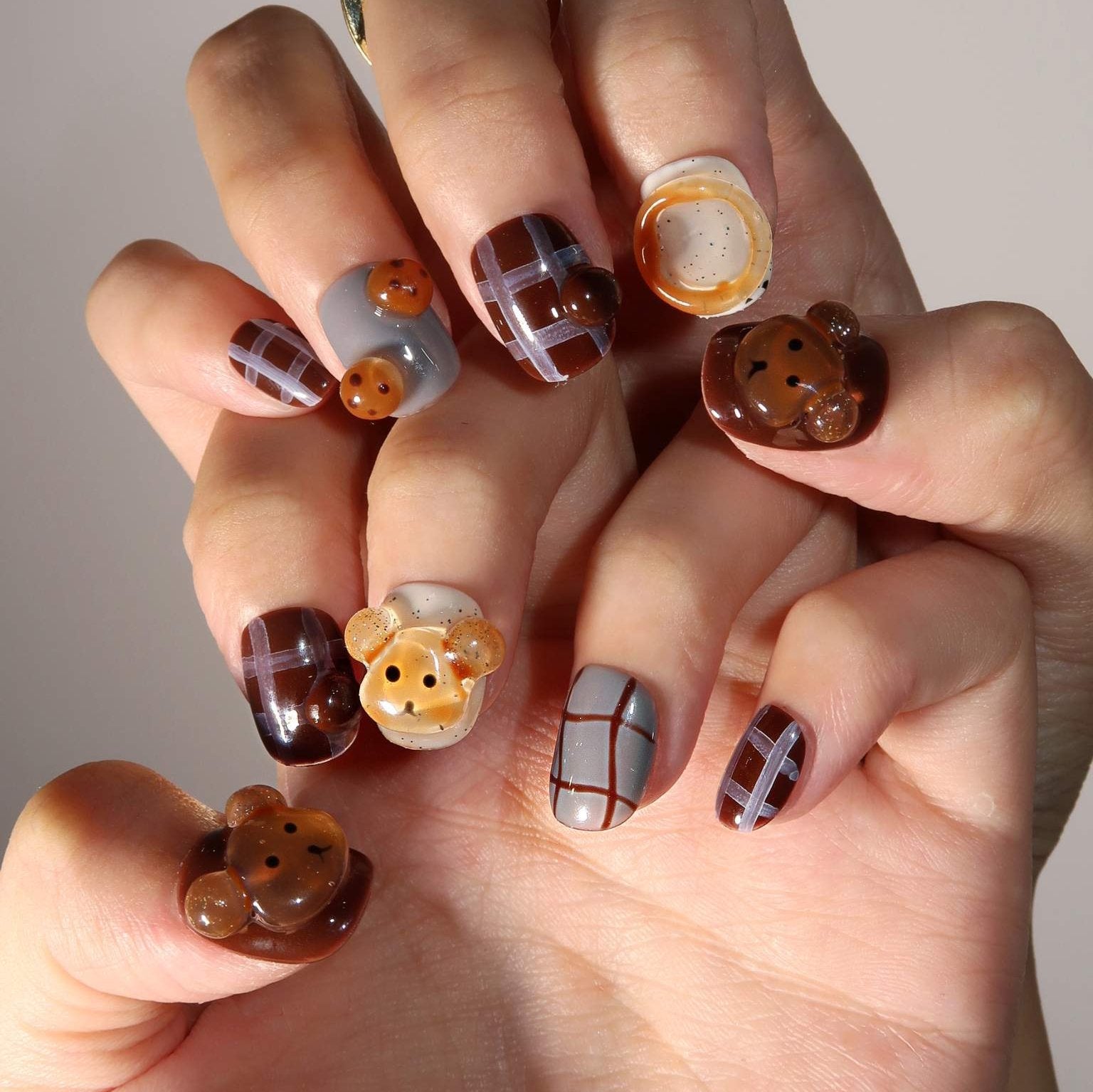 Teddy Bear - Ersa Nails Brown PressOnNails