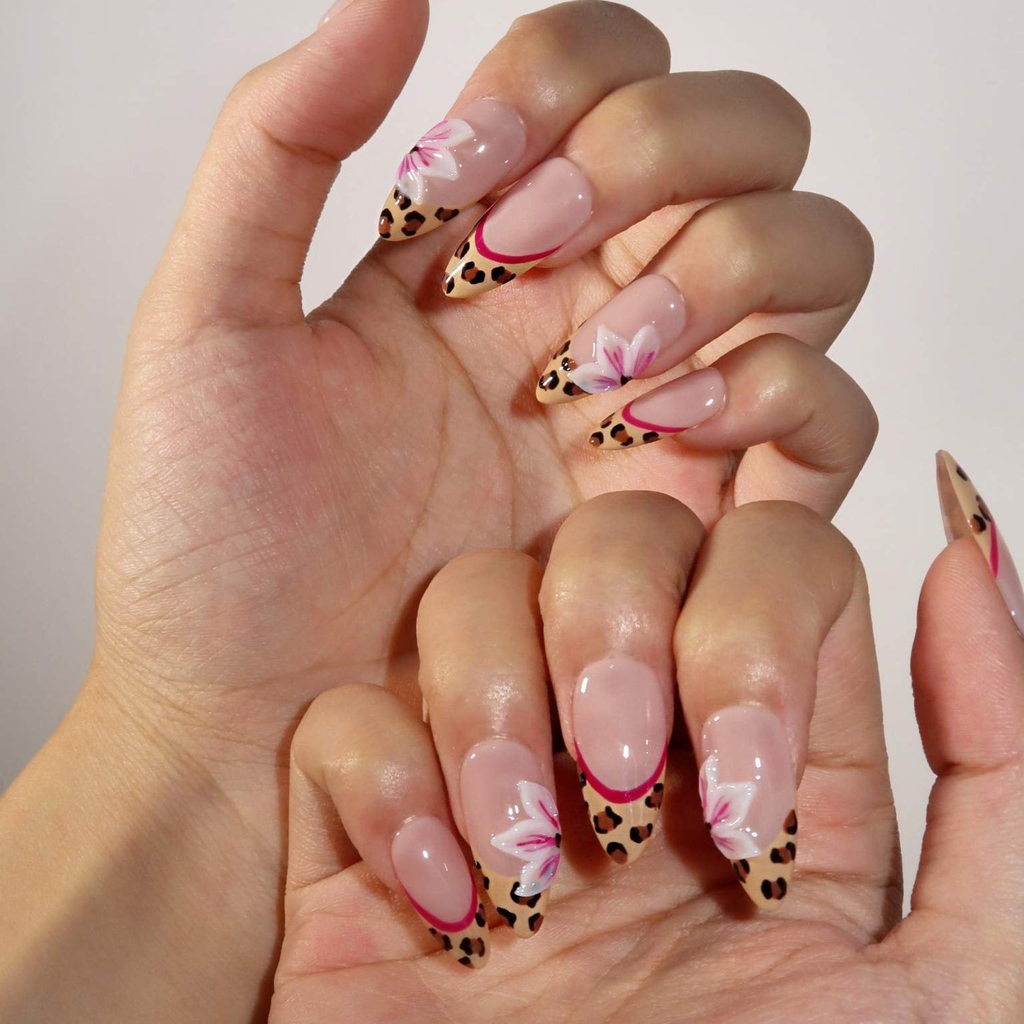 Untamed Glamour - Ersa Nails Nude Pink Black PressOnNails