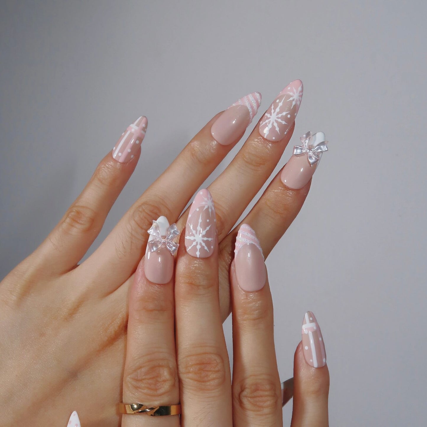 Winter's Gift - Ersa Nails Nude Pink White PressOnNails