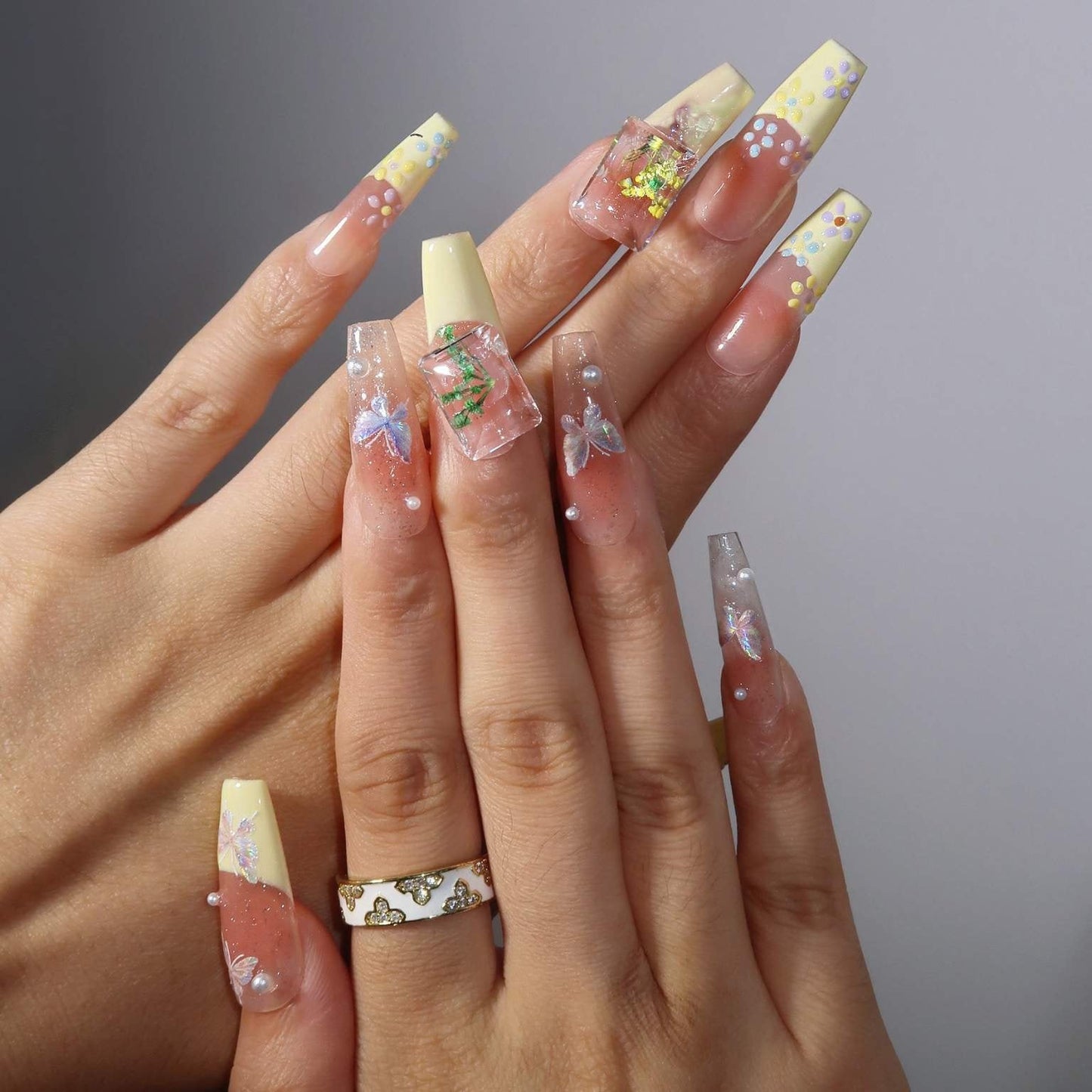 Wonder Flora - Ersa Nails Nude Pink Yellow PressOnNails